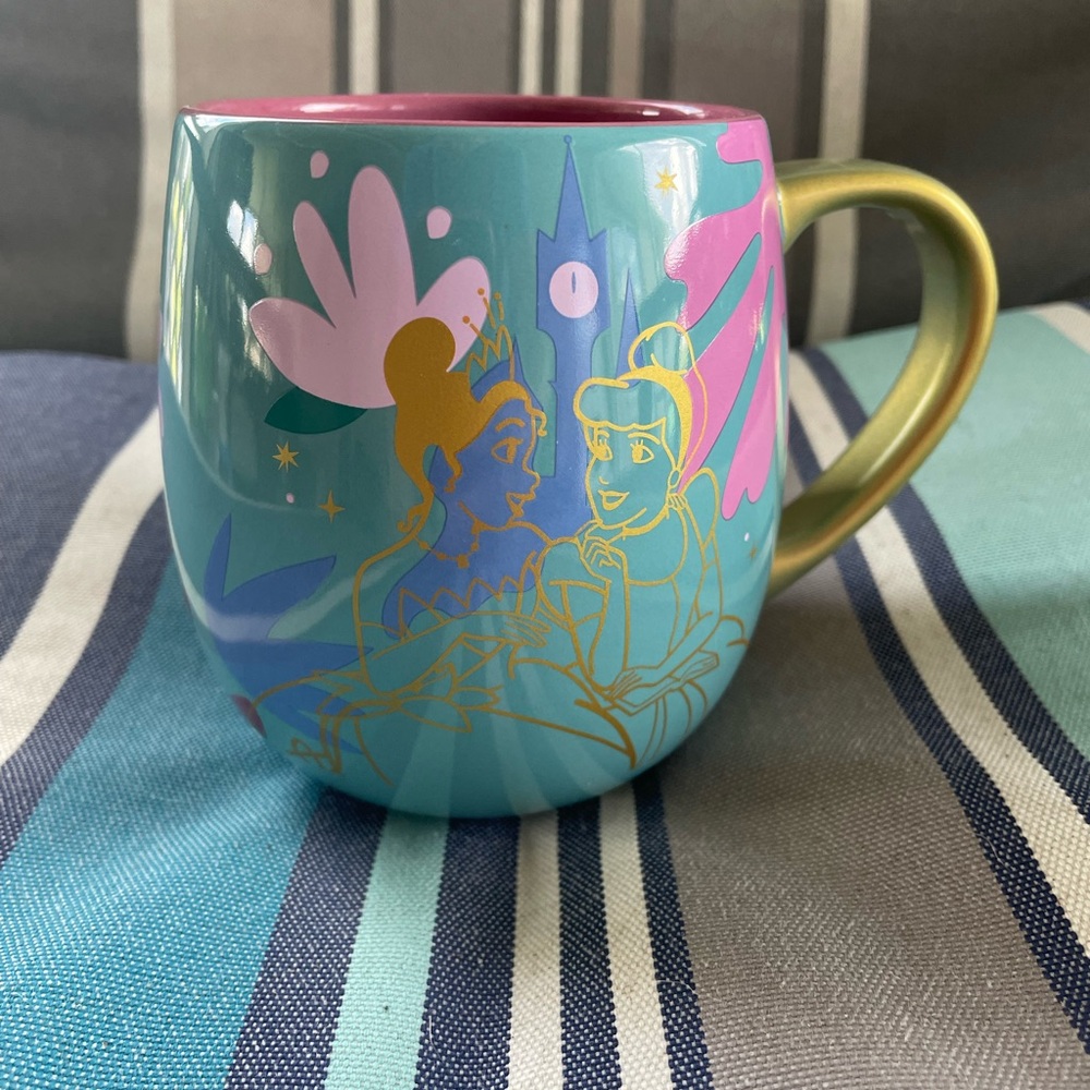 Disney Princess Mug - Picture 2 of 3
